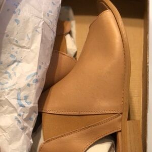 Stylish Tan Ankle Booties